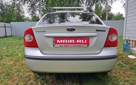 Ford Focus II рестайлинг, 2006 год, 700 000 рублей, 1 фотография