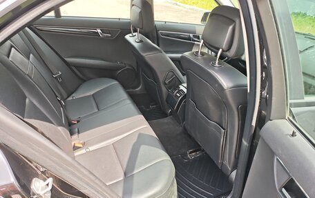 Mercedes-Benz C-Класс, 2010 год, 1 135 000 рублей, 13 фотография