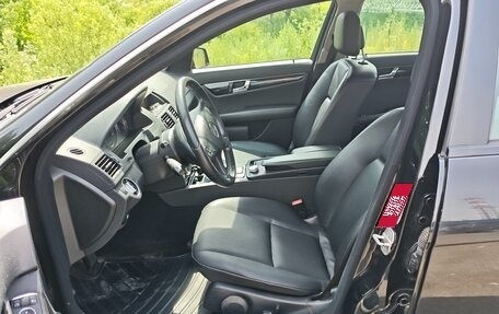 Mercedes-Benz C-Класс, 2010 год, 1 135 000 рублей, 9 фотография