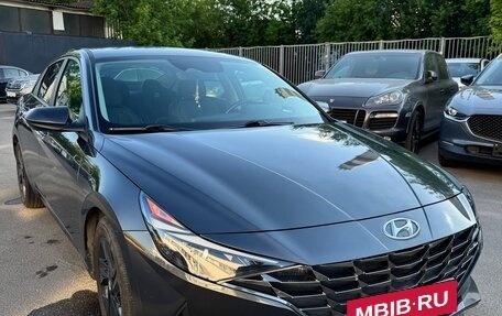 Hyundai Elantra, 2021 год, 2 150 000 рублей, 3 фотография