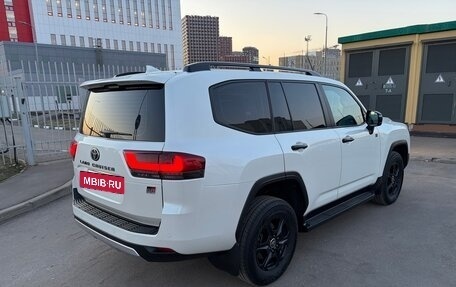 Toyota Land Cruiser, 2022 год, 11 700 000 рублей, 8 фотография