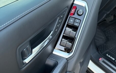 Toyota Land Cruiser, 2022 год, 11 700 000 рублей, 10 фотография
