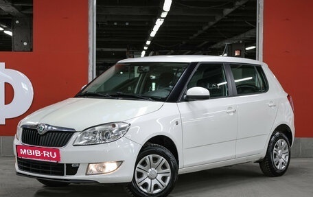 Skoda Fabia II, 2013 год, 563 000 рублей, 2 фотография