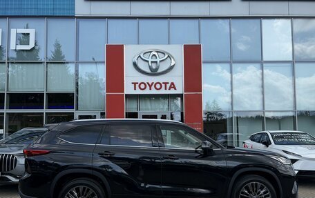 Toyota Highlander, 2026 год, 5 600 000 рублей, 4 фотография