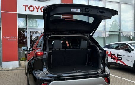 Toyota Highlander, 2026 год, 5 600 000 рублей, 9 фотография