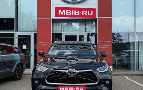 Toyota Highlander, 2026 год, 5 600 000 рублей, 2 фотография