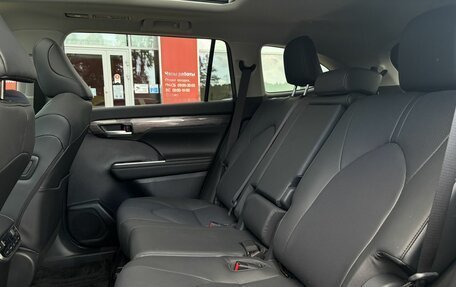 Toyota Highlander, 2026 год, 5 600 000 рублей, 15 фотография