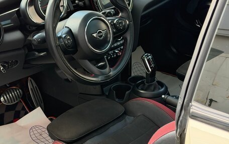 MINI Hatch, 2018 год, 2 100 000 рублей, 13 фотография
