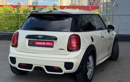 MINI Hatch, 2018 год, 2 100 000 рублей, 5 фотография