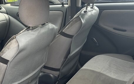 Toyota Echo, 2001 год, 320 000 рублей, 10 фотография