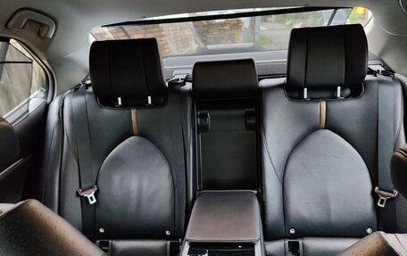 Toyota Camry, 2018 год, 2 600 000 рублей, 6 фотография