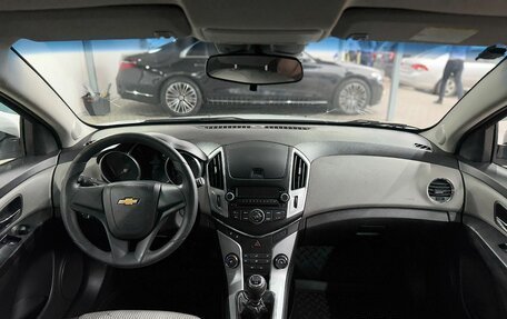 Chevrolet Cruze II, 2013 год, 899 000 рублей, 10 фотография