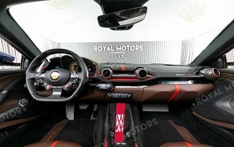 Ferrari 812, 2021 год, 39 990 000 рублей, 9 фотография