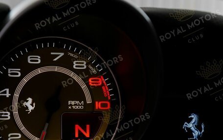 Ferrari 812, 2021 год, 39 990 000 рублей, 16 фотография