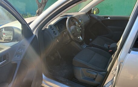 Volkswagen Tiguan I, 2012 год, 859 000 рублей, 7 фотография