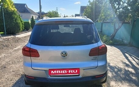 Volkswagen Tiguan I, 2012 год, 859 000 рублей, 3 фотография