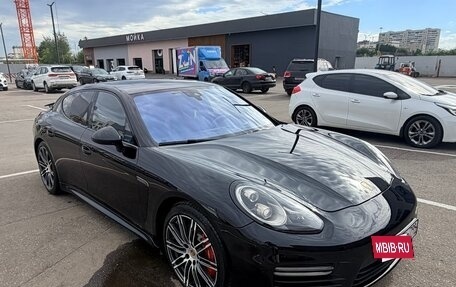 Porsche Panamera II рестайлинг, 2015 год, 4 000 000 рублей, 5 фотография