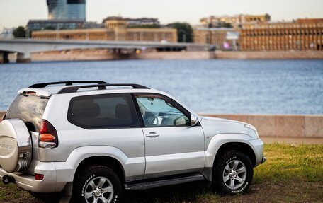 Toyota Land Cruiser Prado 120 рестайлинг, 2006 год, 2 650 000 рублей, 4 фотография