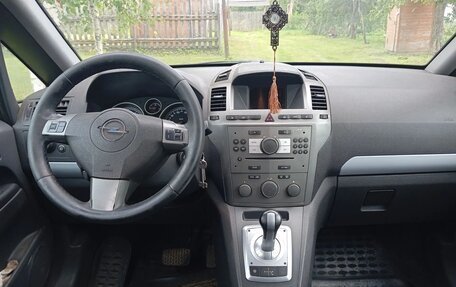 Opel Zafira B, 2007 год, 270 000 рублей, 3 фотография