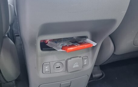 KIA Carnival III, 2020 год, 3 200 000 рублей, 9 фотография