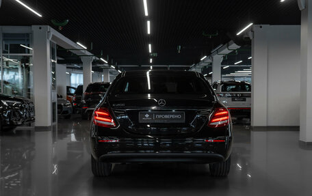 Mercedes-Benz E-Класс, 2019 год, 2 820 000 рублей, 6 фотография