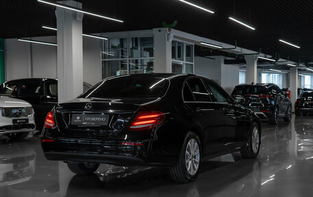 Mercedes-Benz E-Класс, 2019 год, 2 820 000 рублей, 5 фотография