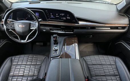 Cadillac Escalade V, 2023 год, 19 990 000 рублей, 10 фотография
