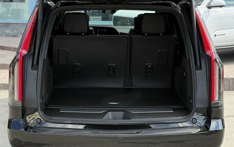 Cadillac Escalade V, 2023 год, 19 990 000 рублей, 36 фотография