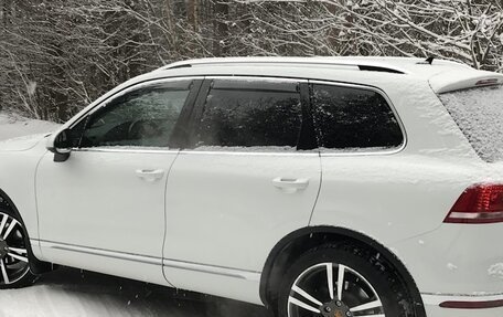 Volkswagen Touareg III, 2015 год, 2 620 000 рублей, 1 фотография