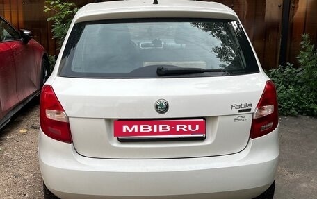 Skoda Fabia II, 2010 год, 290 000 рублей, 2 фотография