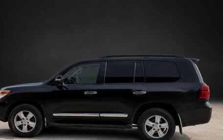 Toyota Land Cruiser 200, 2013 год, 3 700 000 рублей, 2 фотография
