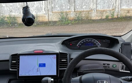 Honda Freed I, 2011 год, 1 170 000 рублей, 13 фотография