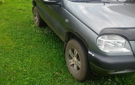 Chevrolet Niva I рестайлинг, 2005 год, 200 000 рублей, 3 фотография