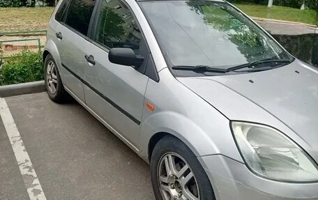 Ford Fiesta, 2005 год, 330 000 рублей, 3 фотография