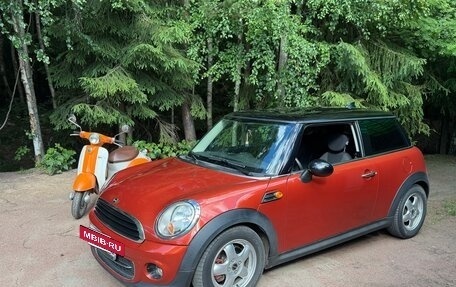 MINI Hatch, 2010 год, 830 000 рублей, 5 фотография