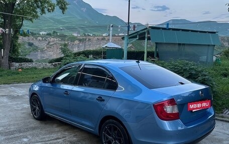 Skoda Rapid I, 2015 год, 950 000 рублей, 2 фотография