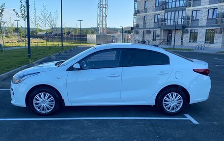 KIA Rio IV, 2019 год, 1 060 000 рублей, 2 фотография