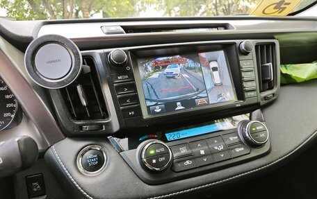 Toyota RAV4, 2016 год, 2 600 000 рублей, 13 фотография