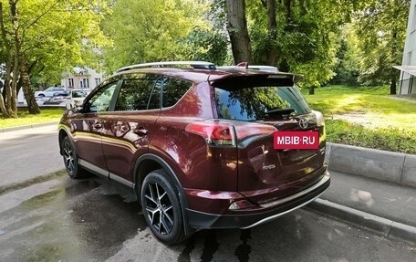 Toyota RAV4, 2016 год, 2 600 000 рублей, 3 фотография