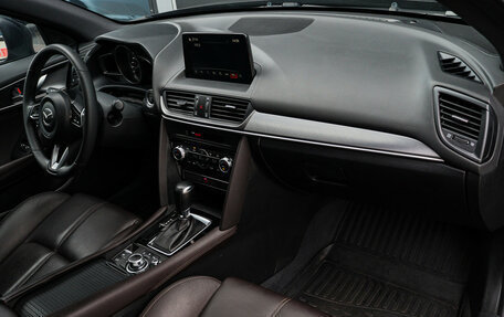 Mazda CX-4, 2023 год, 2 990 000 рублей, 8 фотография