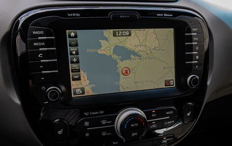 KIA Soul II рестайлинг, 2014 год, 1 100 000 рублей, 19 фотография