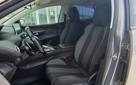 Peugeot 3008 II, 2017 год, 1 790 000 рублей, 10 фотография