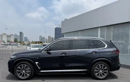 BMW X5, 2023 год, 6 042 000 рублей, 3 фотография