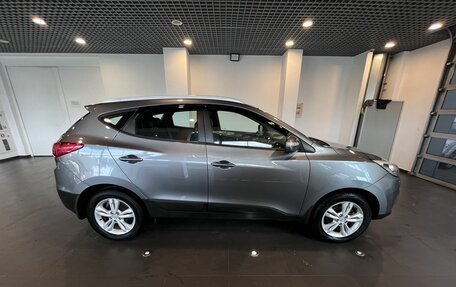 Hyundai ix35 I рестайлинг, 2013 год, 1 350 000 рублей, 2 фотография