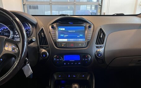 Hyundai ix35 I рестайлинг, 2013 год, 1 350 000 рублей, 13 фотография