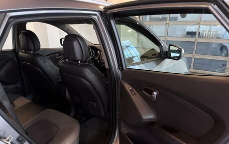 Hyundai ix35 I рестайлинг, 2013 год, 1 350 000 рублей, 25 фотография