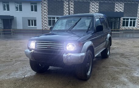 Mitsubishi Pajero III рестайлинг, 1996 год, 450 000 рублей, 1 фотография