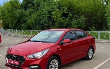 Hyundai Solaris II рестайлинг, 2017 год, 1 150 000 рублей, 1 фотография