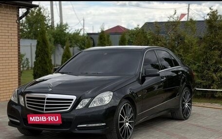 Mercedes-Benz E-Класс, 2011 год, 1 420 000 рублей, 1 фотография
