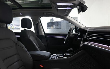 Volkswagen Touareg III, 2025 год, 8 690 000 рублей, 24 фотография